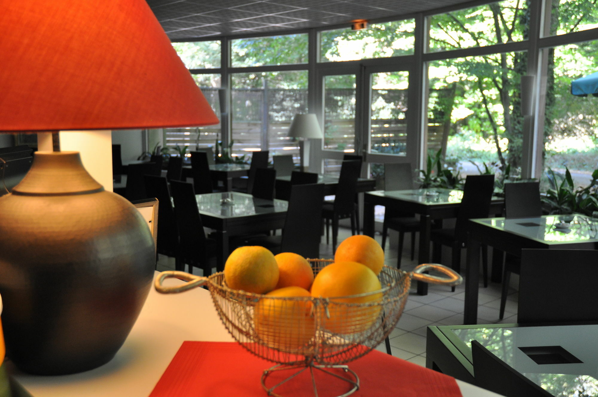 Enzo Hotels Diane - Logis Амневиль Экстерьер фото